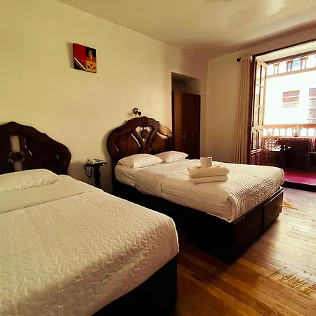 Carmen Plaza Inn