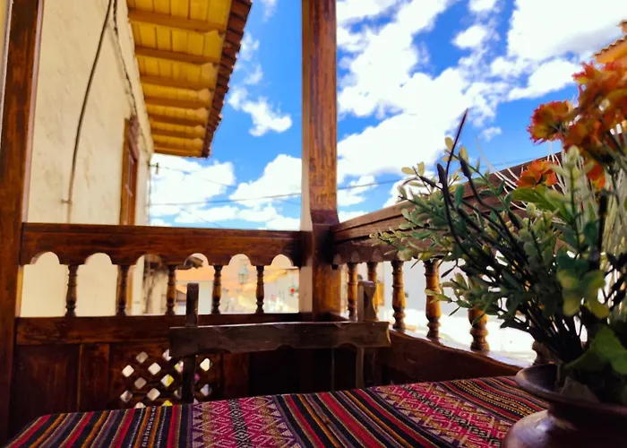 Carmen Plaza Hotel